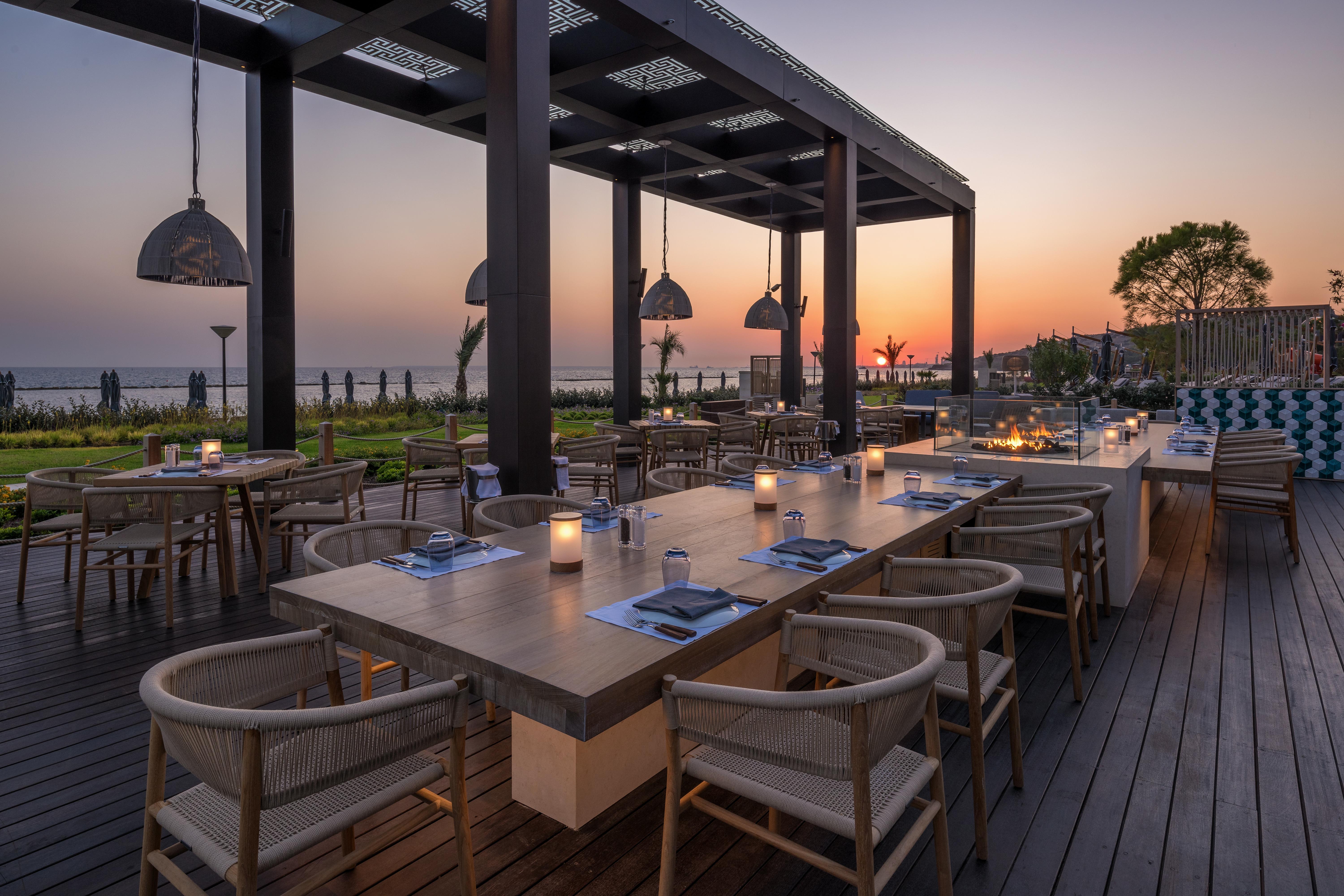 Amara - Sea Your Only View™ ليماسول المظهر الخارجي الصورة The Deck