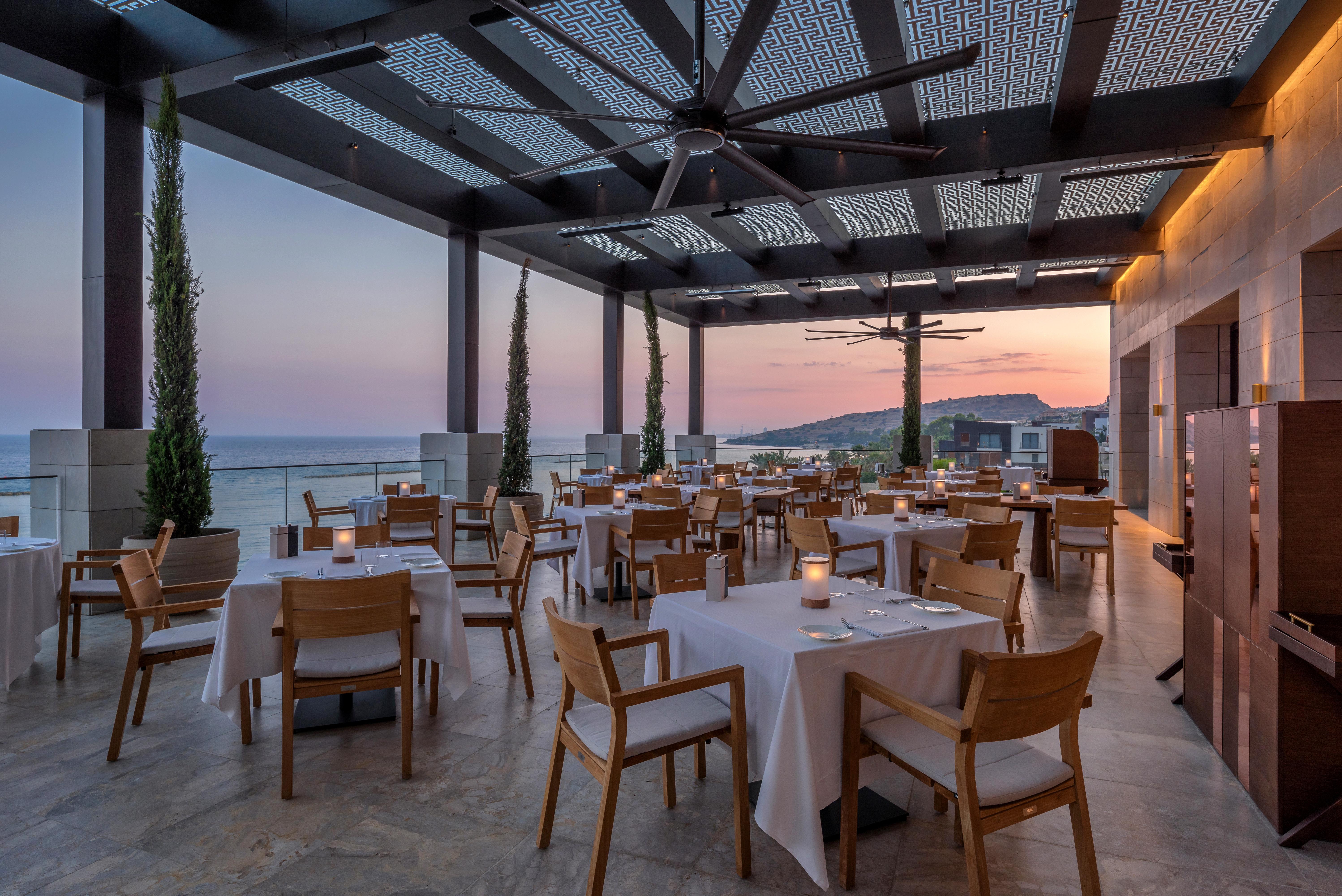 Amara - Sea Your Only View™ ليماسول المظهر الخارجي الصورة The restaurant